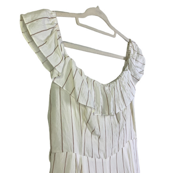 ASTR THE LABEL White Stripe Keeley Jumpsuit - Picture 4 of 15